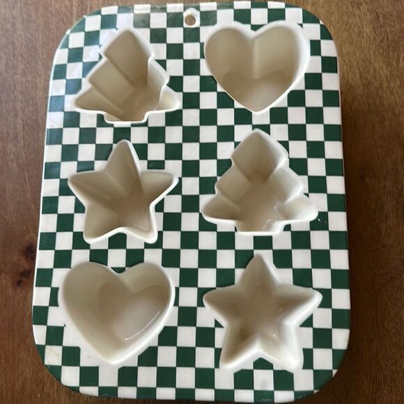 Bath & Body Works Rare Ceramic Holiday Baking Dish! - Picture 3 of 4